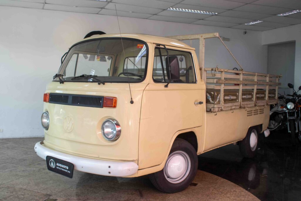 Volkswagen Kombi Pick-UP 1976 R$: 44.900,00
