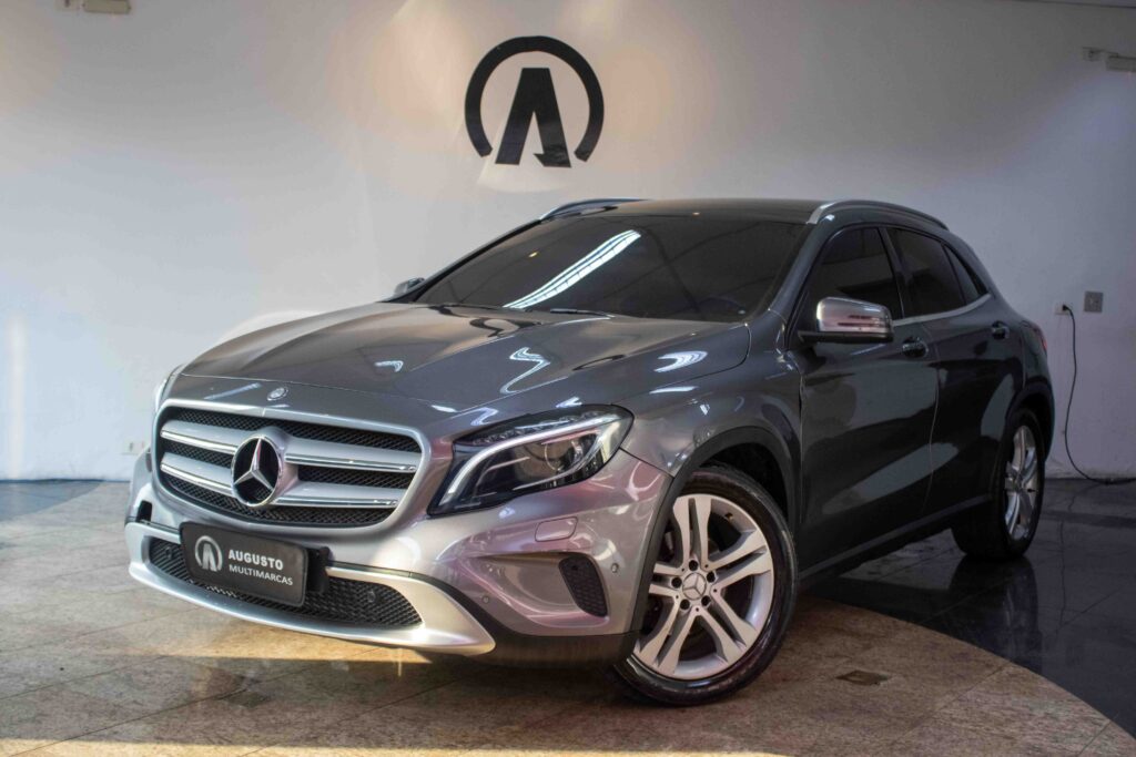 Mercedes-Benz GLA 200 Advance 2015-R$ 108.900,00